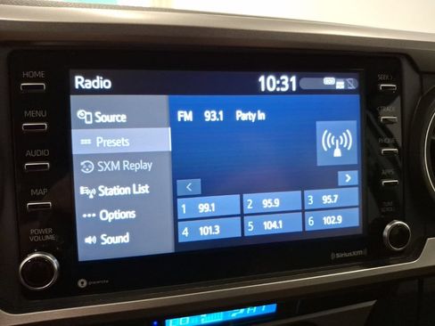 Used 2023 Toyota Tacoma SR5 AWD/4WD image 22