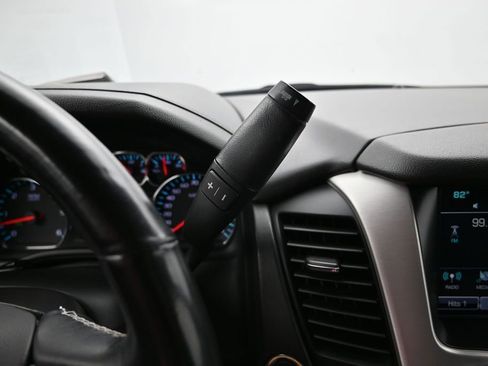 Used 2020 GMC Yukon SLT AWD/4WD image 16