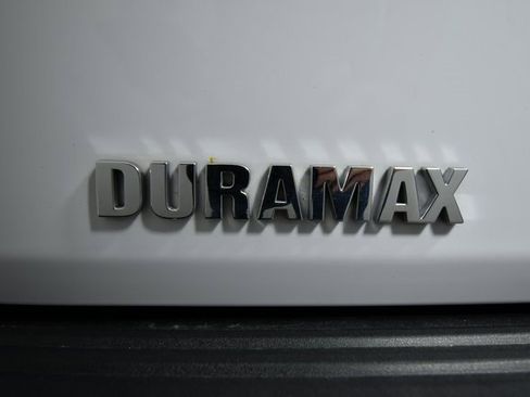 Used 2023 Chevrolet Suburban RST w/ Luxury Package image 18