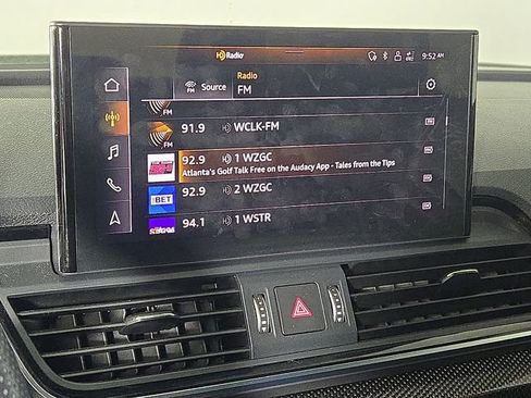 Used 2023 Audi SQ5 Premium Plus w/ Premium Plus Package image 18