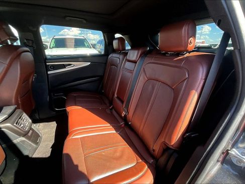 Used 2019 Lincoln Nautilus Reserve FWD image 28