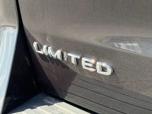 Certified 2024 Ford Expedition Limited image 13