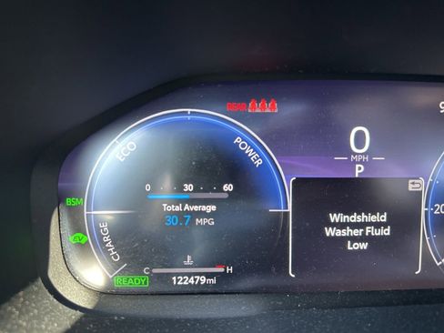 Used 2023 Toyota RAV4 Limited image 7