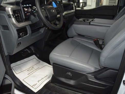 Used 2024 Ford F450 XL image 31