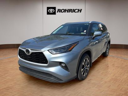 Used 2022 Toyota Highlander XLE