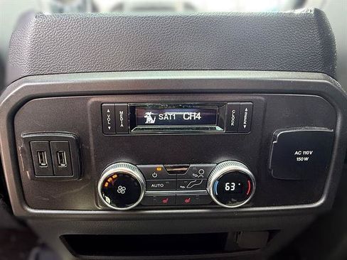 Used 2018 Ford Expedition Max Limited w/ Equipment Group 301A RWD image 11