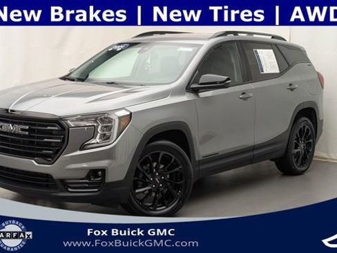 Certified 2024 GMC Terrain SLT w/ Elevation Edition AWD/4WD image 1