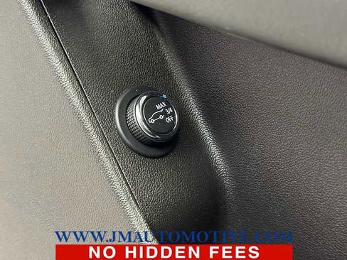 Used 2022 Cadillac XT5 Luxury image 36