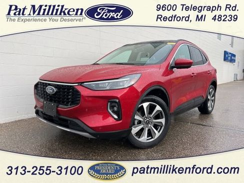 Certified 2023 Ford Escape Platinum w/ Premium Technology Package image 1