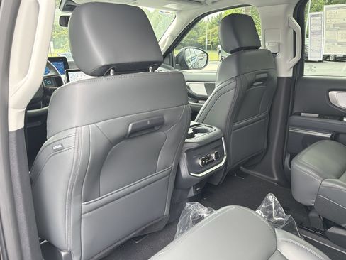 New 2026 Ford Expedition Max Active RWD image 22