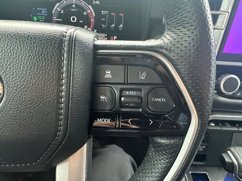 Used 2023 Toyota Tundra Platinum AWD/4WD image 21