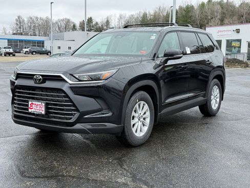 New 2026 Toyota Grand Highlander AWD image 1