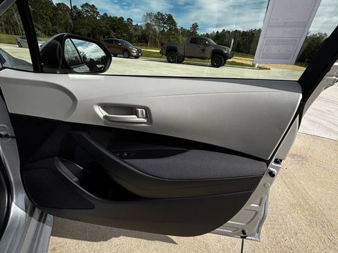 New 2026 Toyota Corolla LE image 18