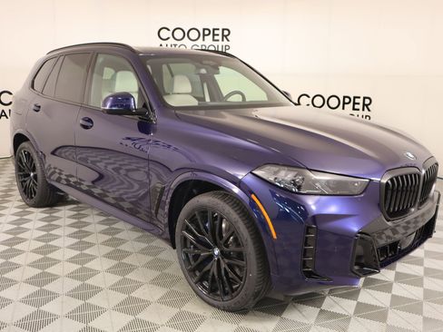 New 2026 BMW X5 xDrive40i w/ M Sport Package AWD/4WD image 1