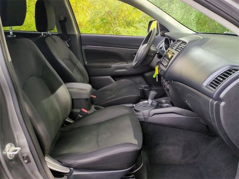 Used 2015 Mitsubishi Outlander Sport ES image 25