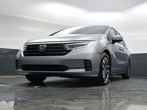 Used 2024 Honda Odyssey EX-L image 33
