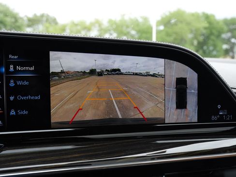Used 2021 Cadillac Escalade ESV Premium Luxury w/ Driver Assist Tech Package RWD image 12