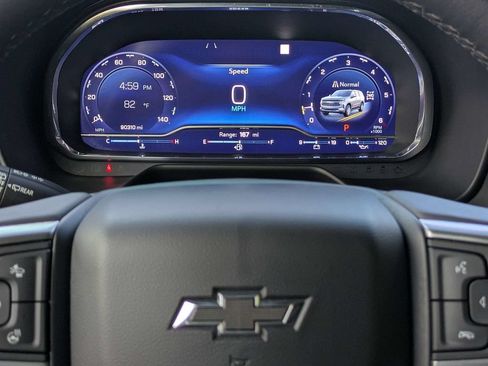 Used 2022 Chevrolet Tahoe Z71 w/ Luxury Package AWD/4WD image 30