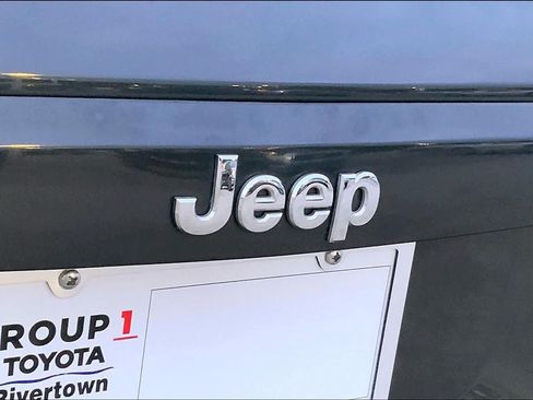 Used 2011 Jeep Patriot Latitude AWD/4WD image 28