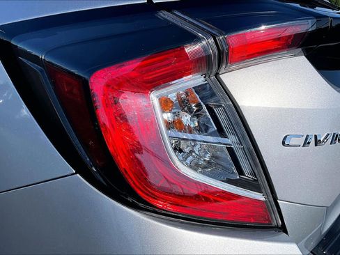 Used 2021 Honda Civic Sport image 28
