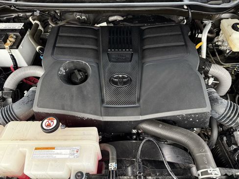 Used 2024 Toyota Tundra SR5 image 25