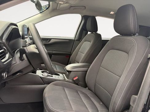 Used 2023 Ford Escape AWD image 9