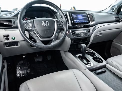 Used 2017 Honda Pilot EX-L image 7