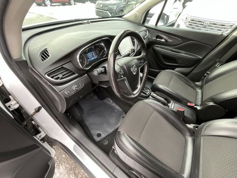 Used 2019 Buick Encore Preferred image 11