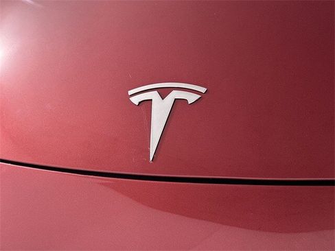 Used 2024 Tesla Model 3 Standard Range image 33