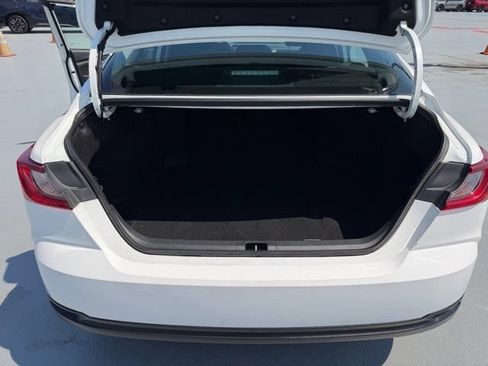 Used 2025 Toyota Camry LE FWD image 9