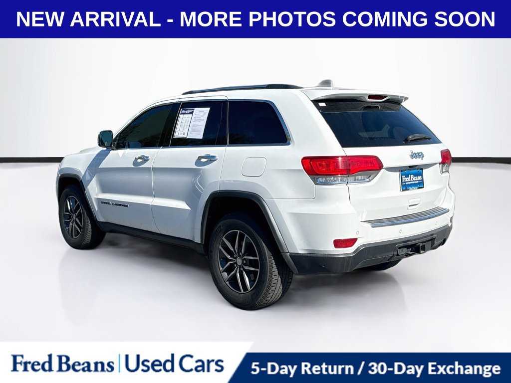 Used 2017 Jeep Grand Cherokee Limited AWD/4WD image 5