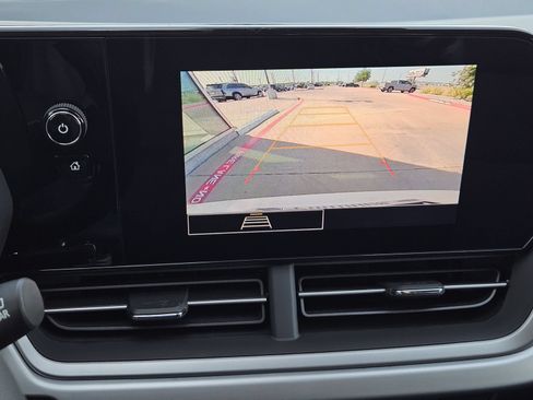 New 2026 Chevrolet Trax LS w/ LS Convenience Package FWD image 19
