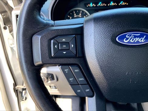 Used 2018 Ford F150 XLT w/ Equipment Group 302A Luxury AWD/4WD image 18