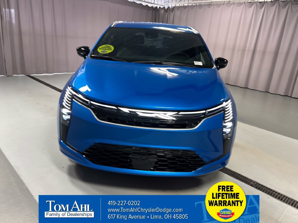 New 2027 Chrysler Pacifica Select FWD image 2