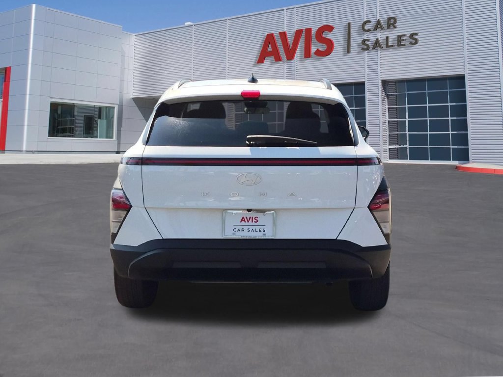 Used 2025 Hyundai Kona SEL FWD image 7
