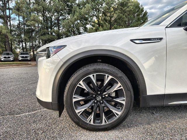 Used 2024 MAZDA CX-90 Plug-In Hybrid w/ Premium Pkg AWD/4WD image 10