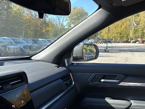 New 2026 GMC Terrain Elevation w/ Elevation Premium Package image 18