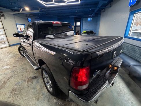 Used 2017 RAM 1500 Big Horn AWD/4WD image 4