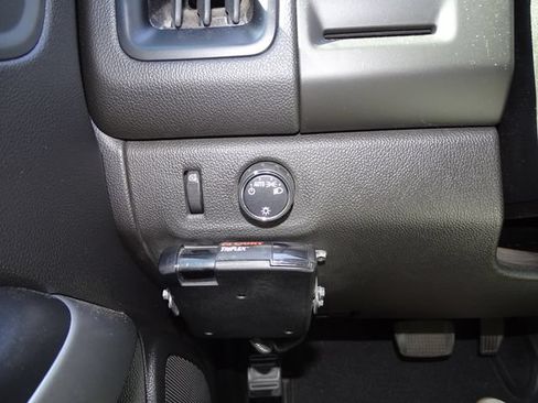 Used 2019 Chevrolet Colorado LT RWD image 20