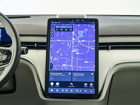 New 2025 Volvo EX90 Plus w/ Protection Package Premier image 14