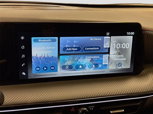 Used 2025 Nissan Kicks SR image 14