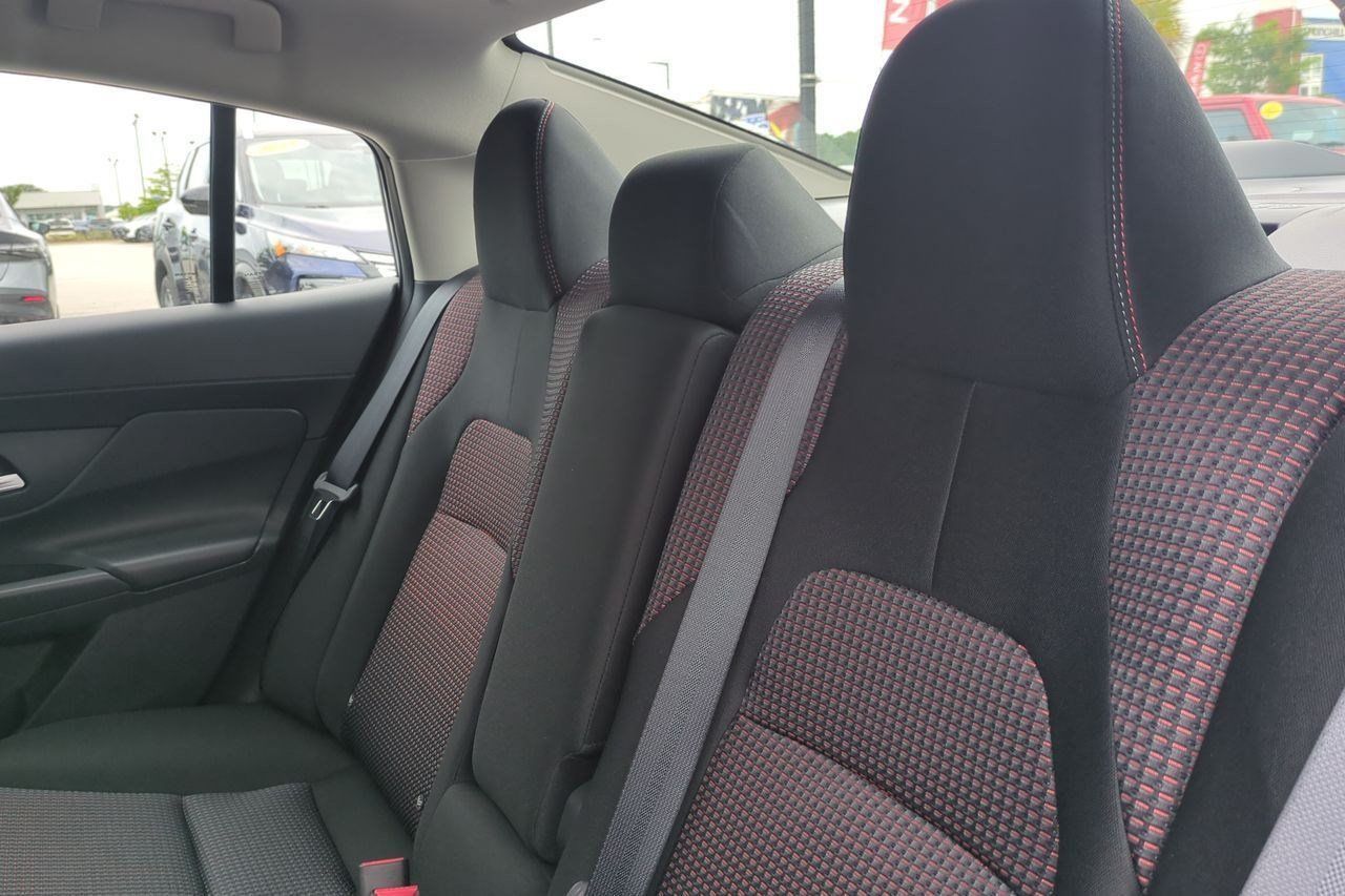 New 2026 Nissan Sentra SR w/ Floor Mat Package FWD image 28