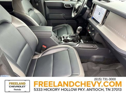 Used 2025 Ford Bronco Outer Banks image 25
