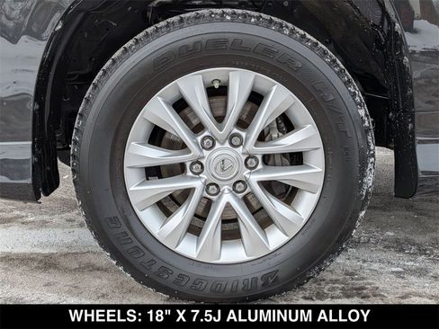 Used 2023 Lexus GX 460 Premium w/ Premium Package image 19