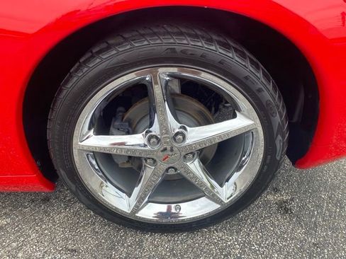 Used 2013 Chevrolet Corvette Coupe RWD image 11