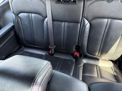 Used 2024 Jeep Wagoneer Series II w/ Flexible Seating Group AWD/4WD image 24