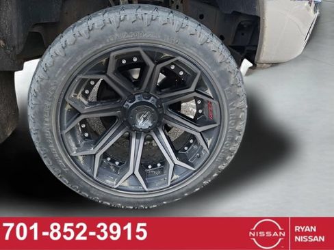 Used 2013 Ford F150 XLT w/ Luxury Equipment Group AWD/4WD image 9