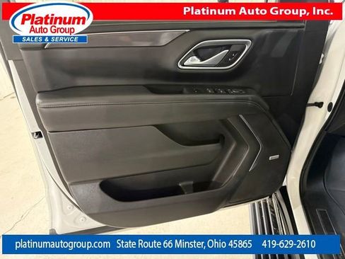 Used 2022 GMC Yukon XL AT4 image 24