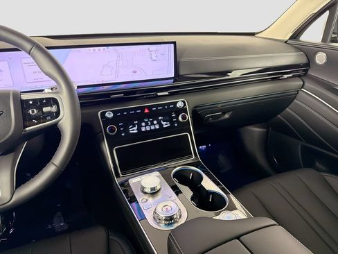Used 2026 Genesis GV80 2.5T RWD image 23