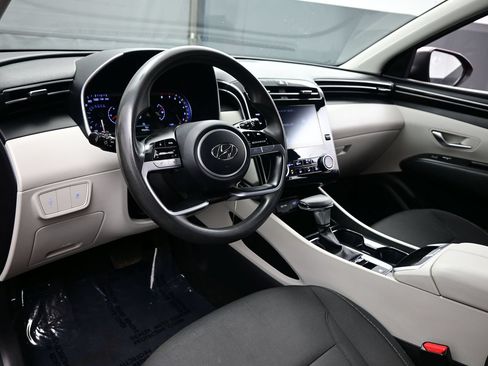 Used 2022 Hyundai Tucson SE FWD image 11
